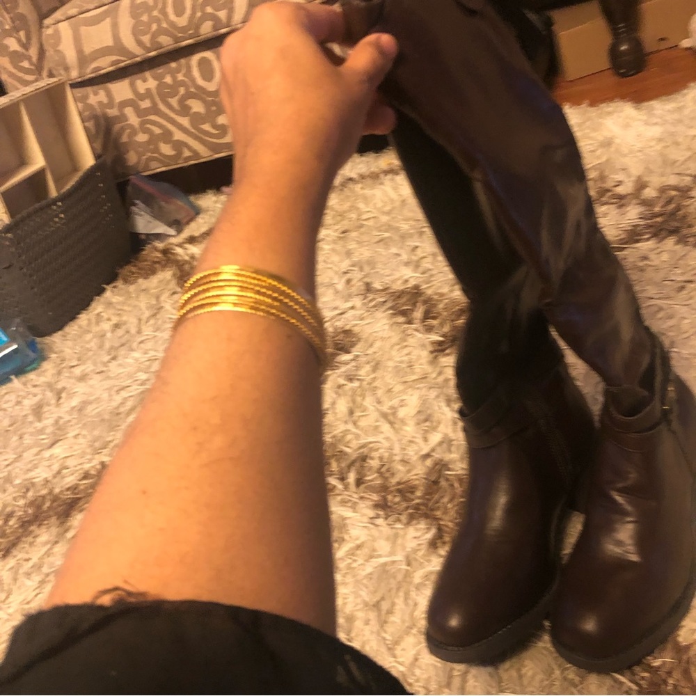 Boots - Picture 6 of 6